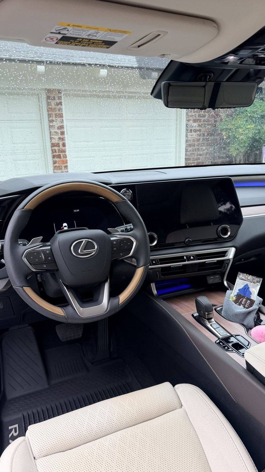 Lexus RX interior and dash
